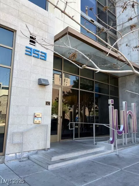Las Vegas, NV 89101,353 E Bonneville AVE #1204