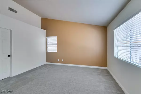 Las Vegas, NV 89130,5917 Waveland DR
