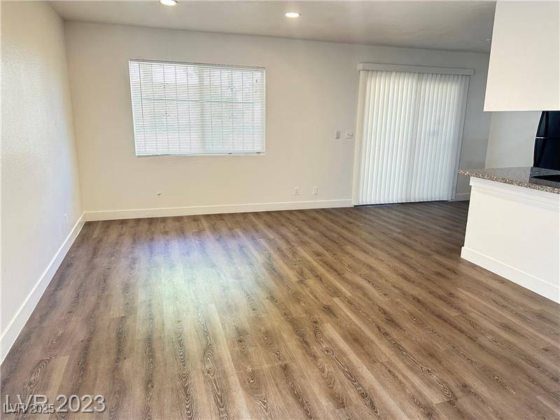 Las Vegas, NV 89119,5167 Greene LN #K