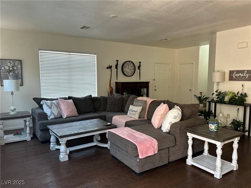 North Las Vegas, NV 89032,4013 Kindhearted CT
