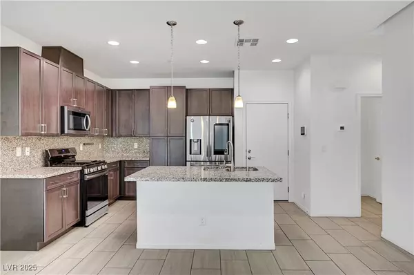 Henderson, NV 89011,985 Via Lombardi AVE