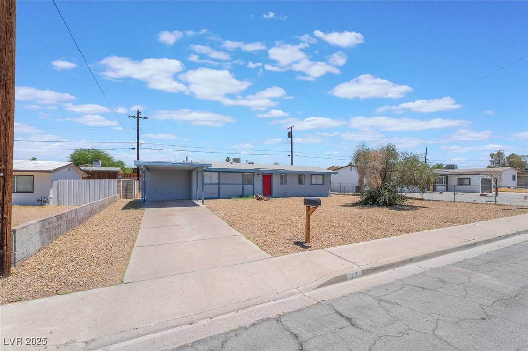 Henderson, NV 89015,77 Constitution AVE