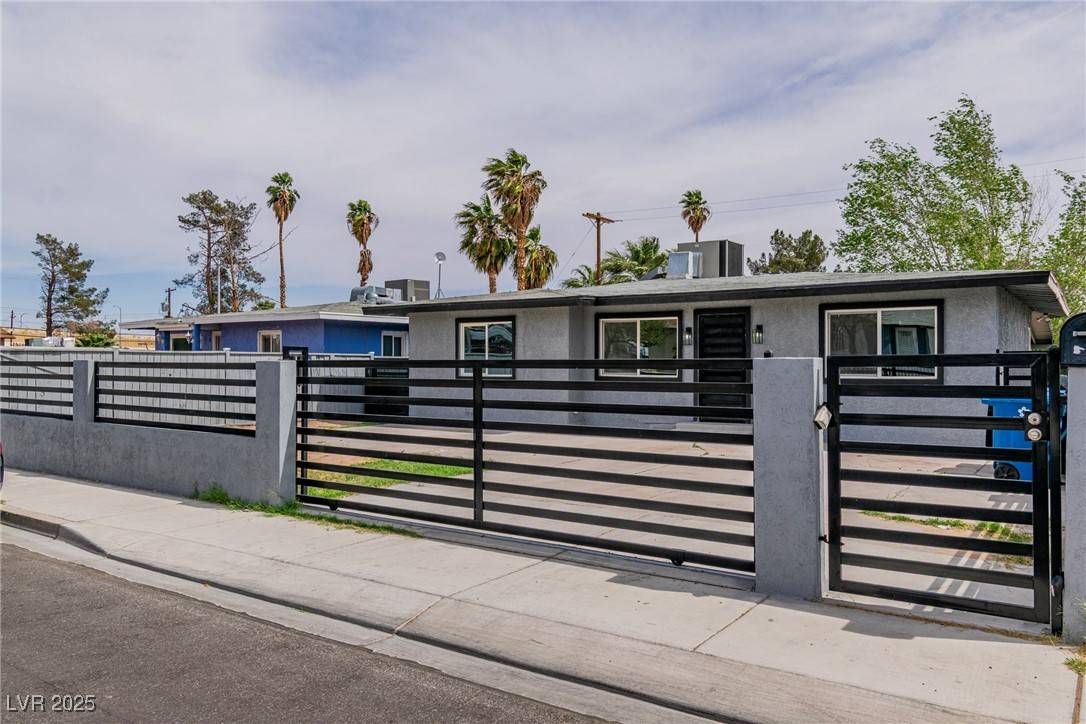 244 N 19th ST, Las Vegas, NV 89101