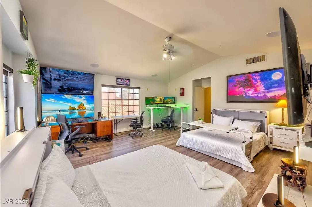 Las Vegas, NV 89147,4823 Illustrious ST