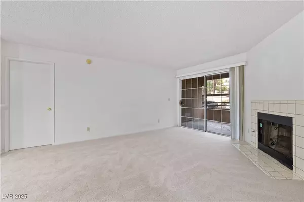 Las Vegas, NV 89117,2200 S Fort Apache RD #1114