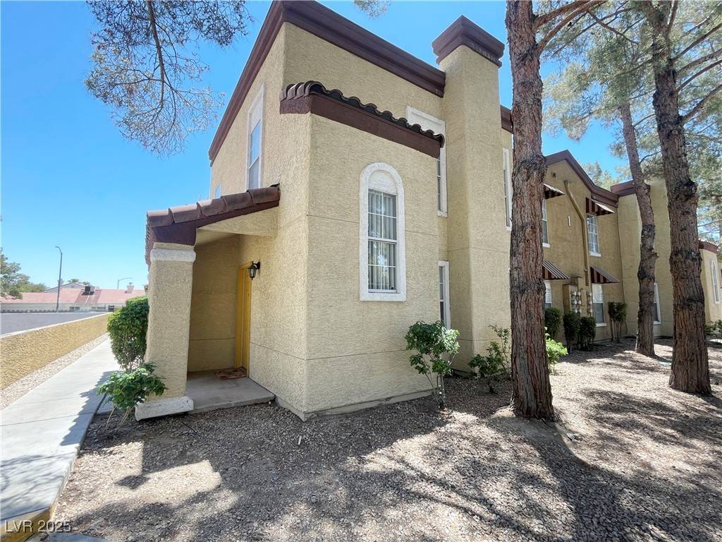 2801 N Rainbow BLVD #203, Las Vegas, NV 89108