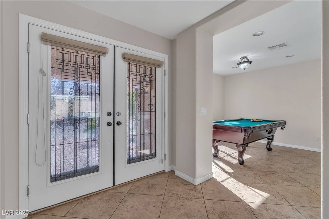 Las Vegas, NV 89141,9967 Pipestone ST