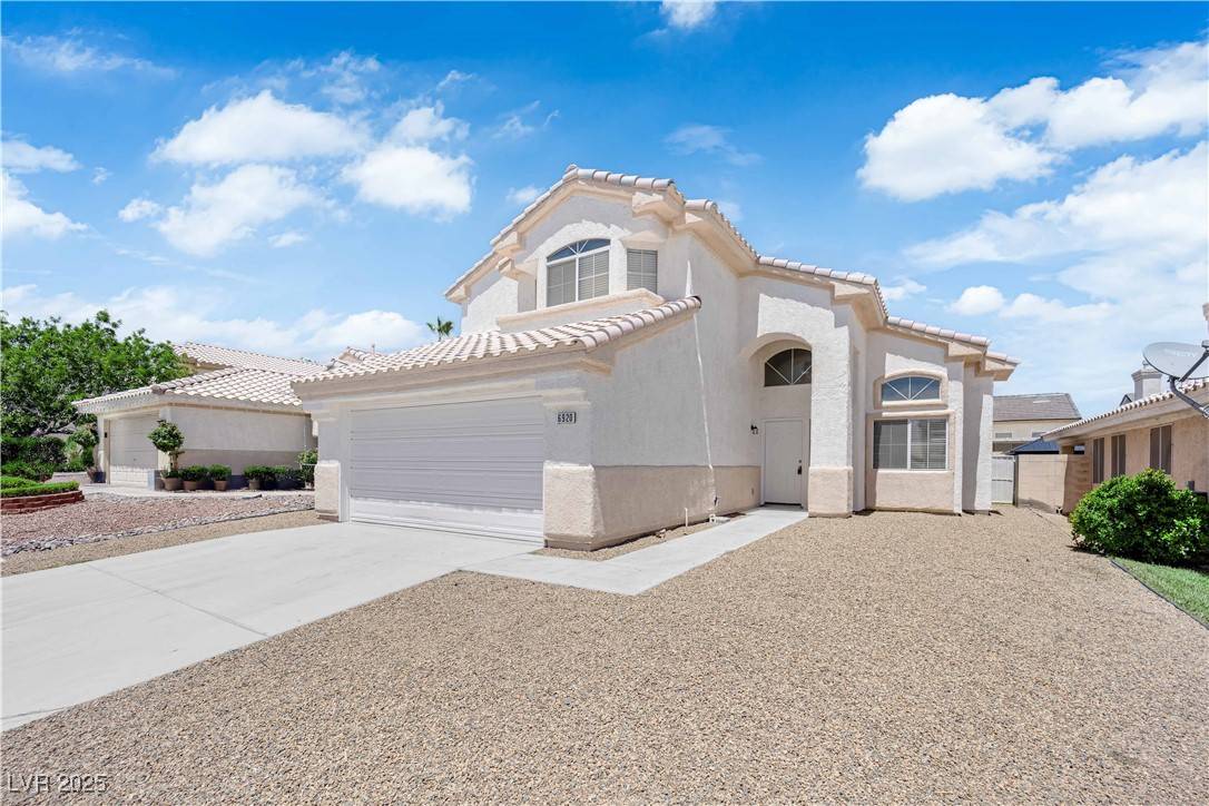 Las Vegas, NV 89130,6920 White Lakes AVE
