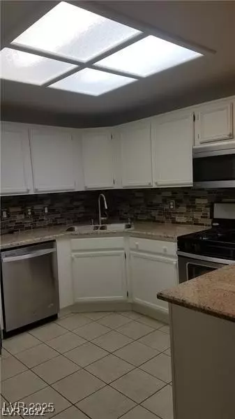 Las Vegas, NV 89147,9470 Peace WAY #206