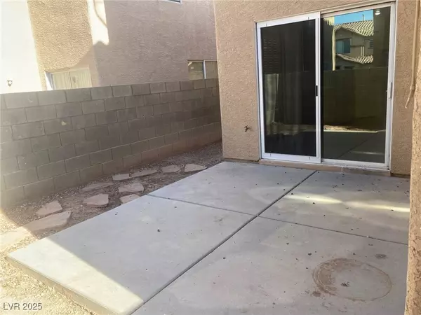 Las Vegas, NV 89122,4518 SUNDAY RIVER ST
