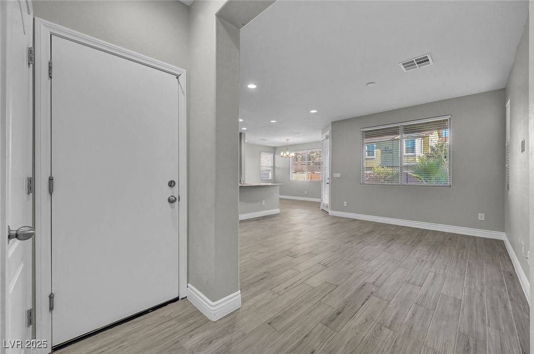 Las Vegas, NV 89122,6373 Beavertail Pond AVE