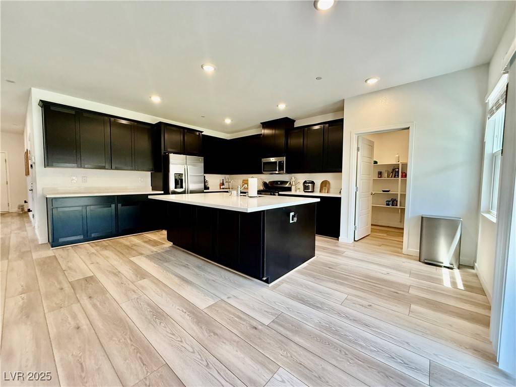 Henderson, NV 89011,137 Rohan Crest AVE