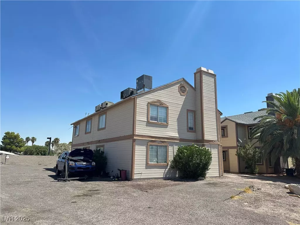 Las Vegas, NV 89110,4244 Middlesex AVE