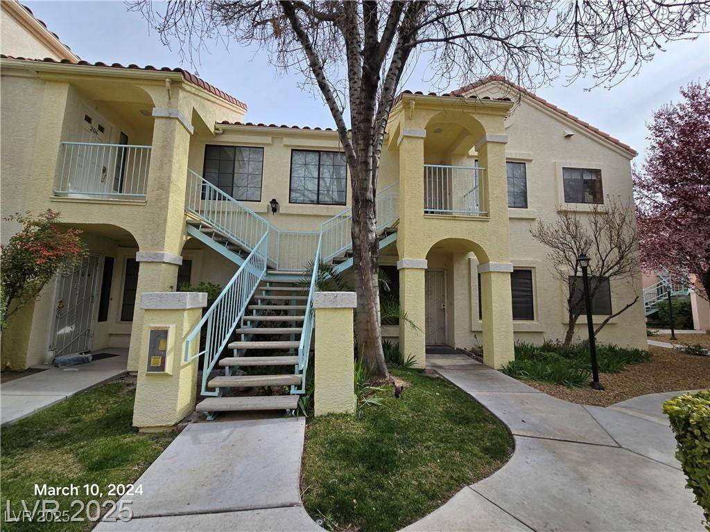 4855 S Torrey Pines DR #201, Las Vegas, NV 89103