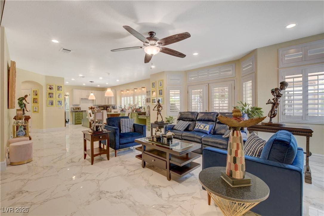 7613 Hackensack CT, Las Vegas, NV 89128