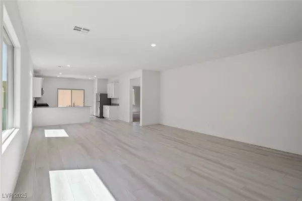 Las Vegas, NV 89156,6766 Violet Cascade AVE