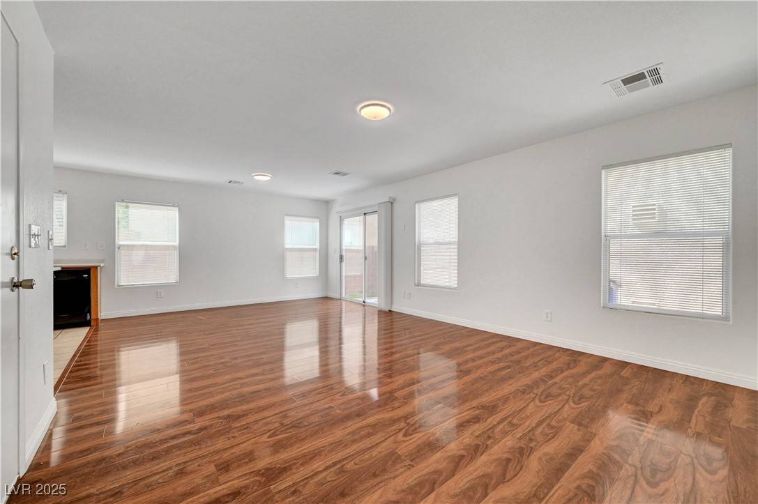 Las Vegas, NV 89178,523 Cabis Bay ST