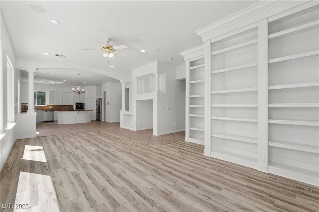 Las Vegas, NV 89123,253 White Willow AVE