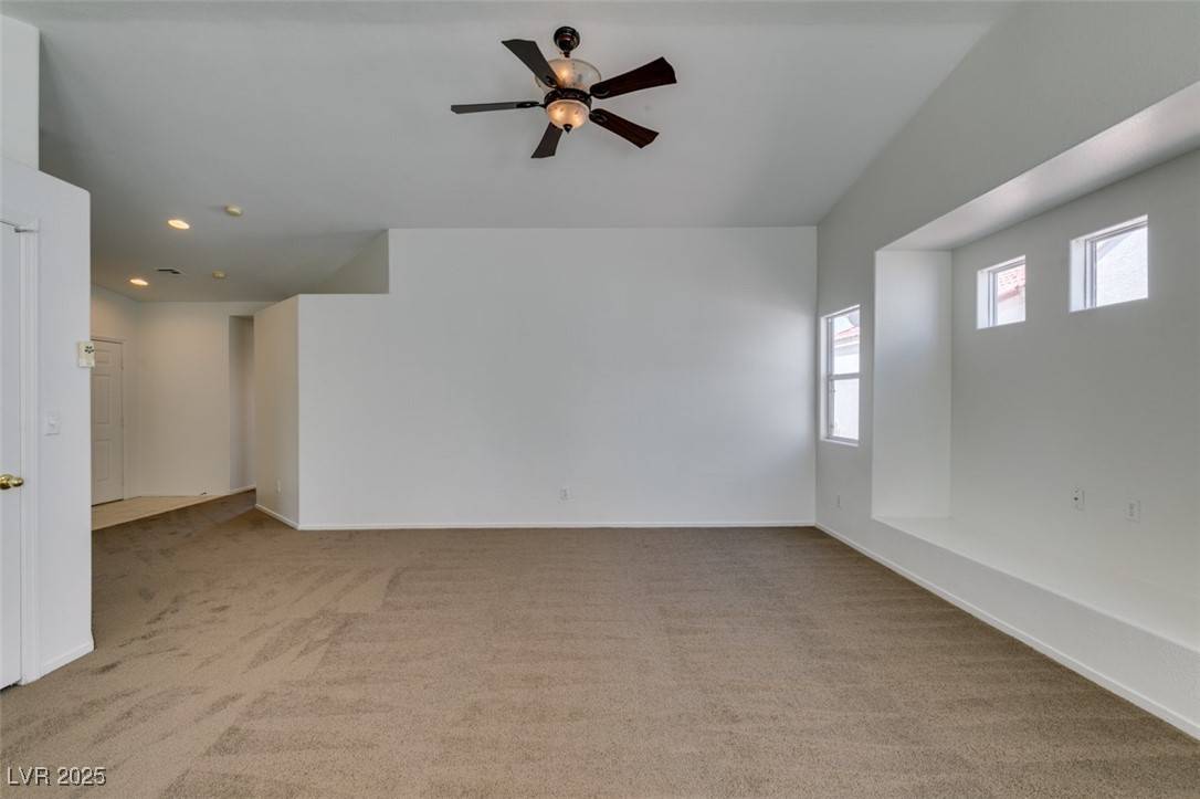 North Las Vegas, NV 89084,352 River Glider AVE