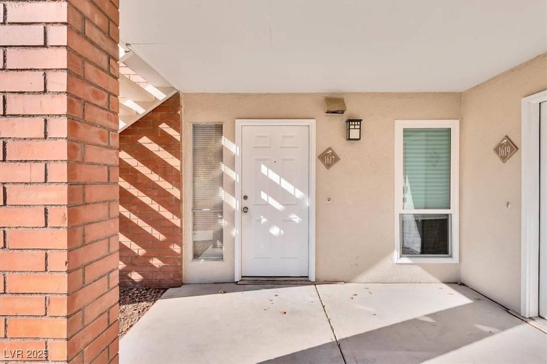 Las Vegas, NV 89109,2838 Loveland DR #1617