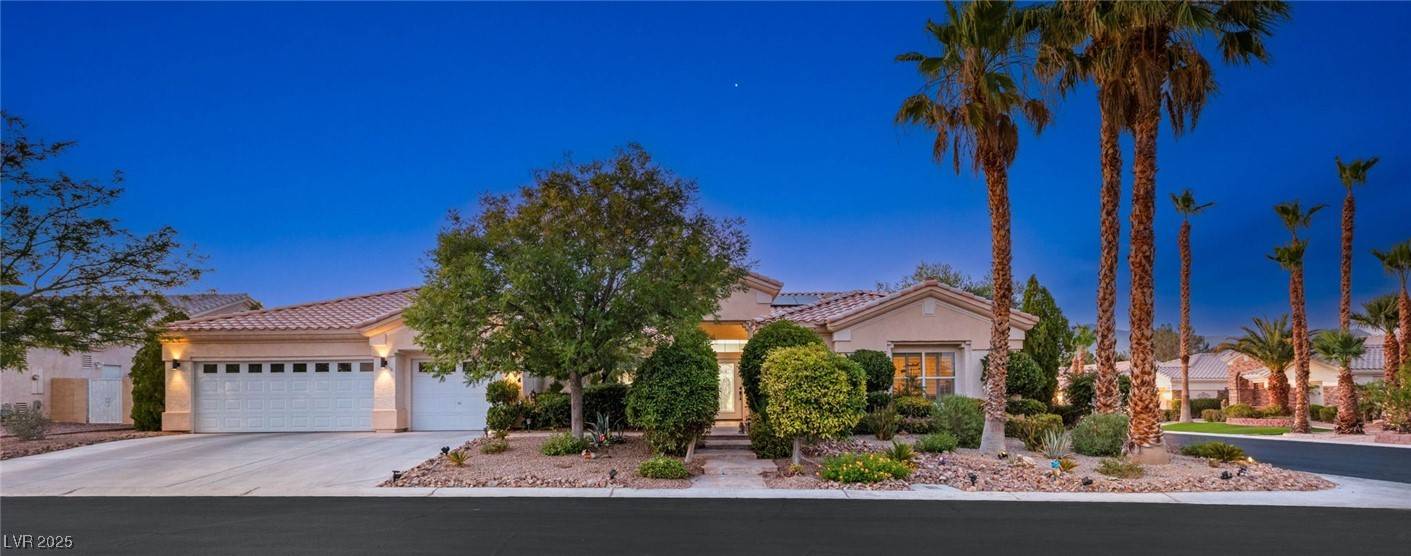 7400 Bisonwood AVE, Las Vegas, NV 89131