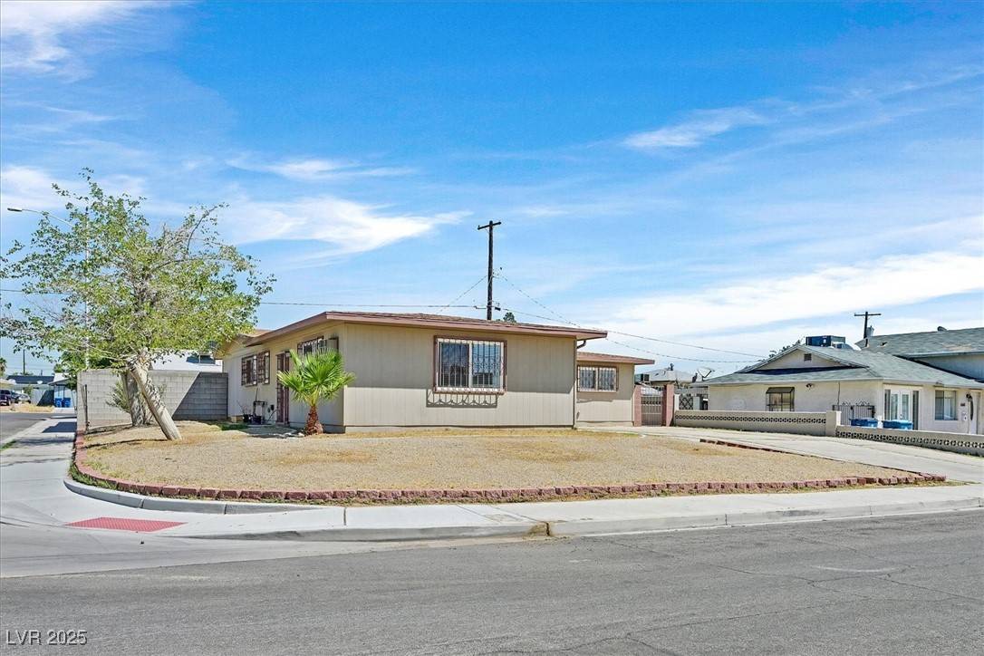 6164 Cromwell AVE, Las Vegas, NV 89107