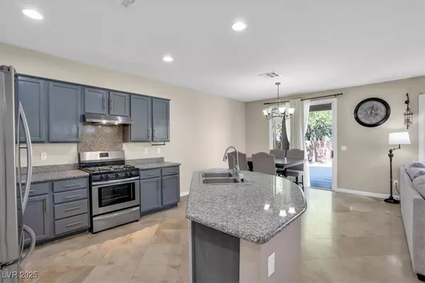 Las Vegas, NV 89113,5304 Luna Bonita ST
