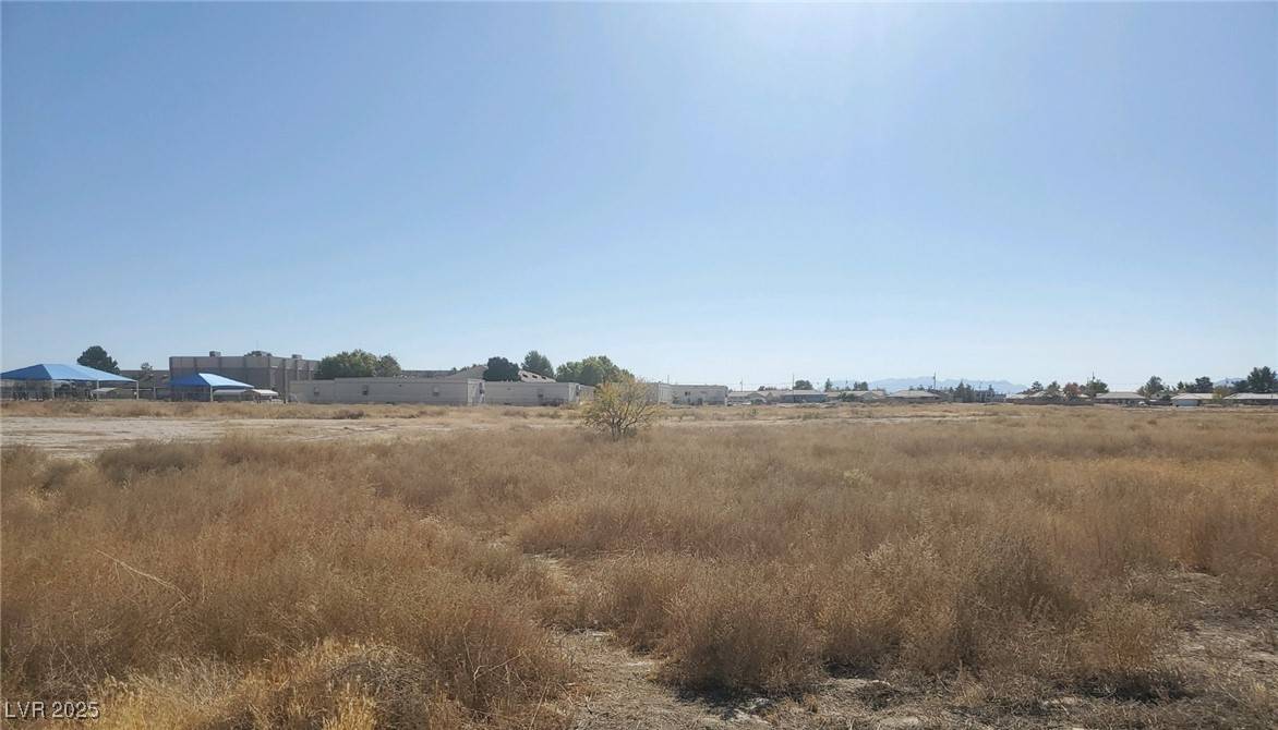 Pahrump, NV 89048,1561 S Hiawatha ST