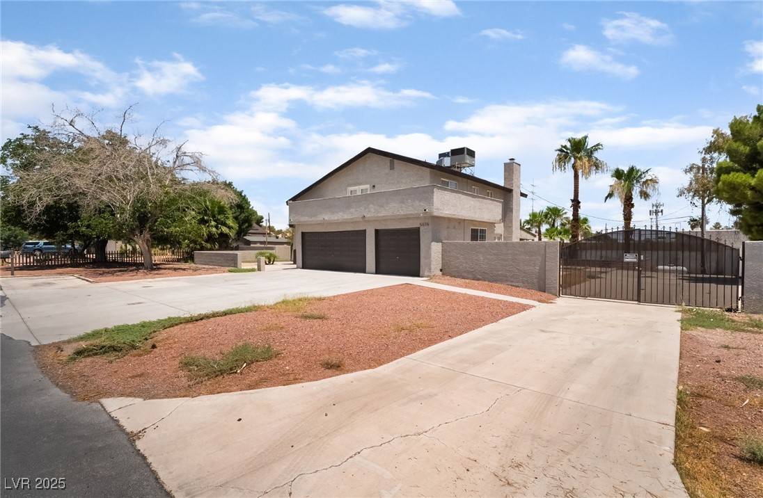 Las Vegas, NV 89120,5676 Birchwood CIR