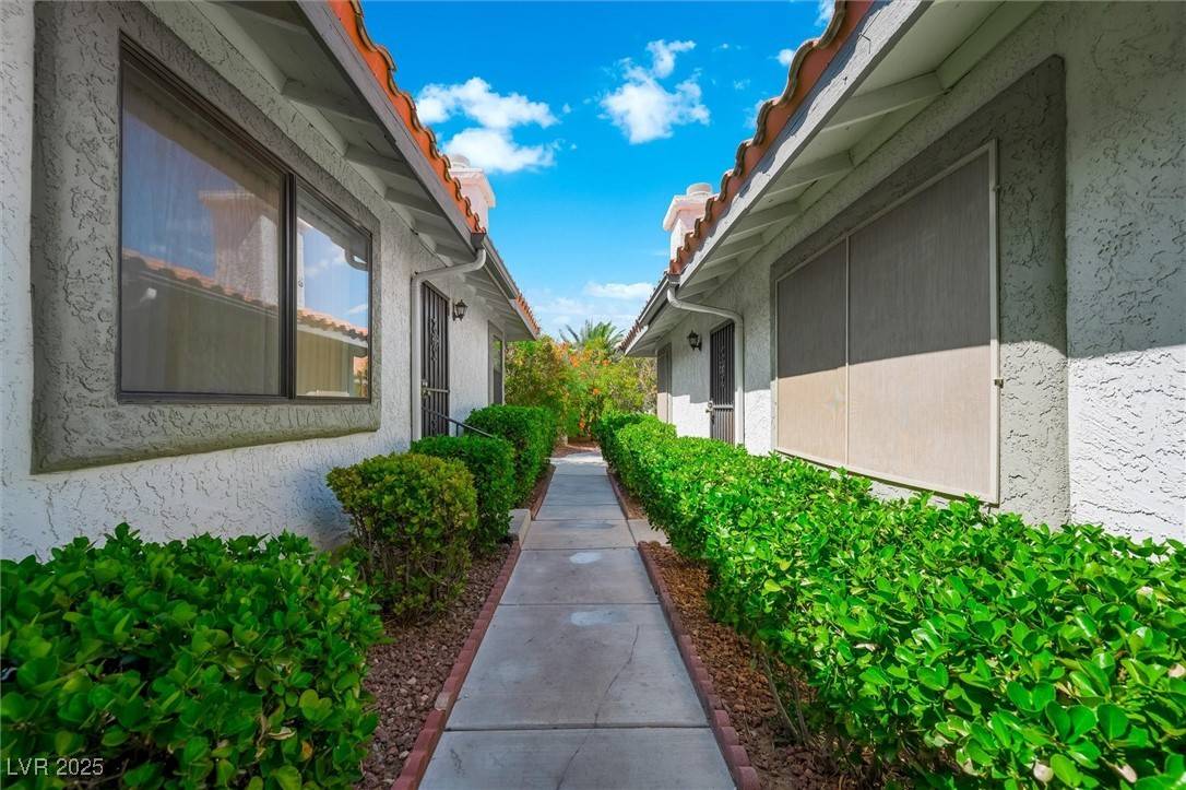 Las Vegas, NV 89146,6731 W Charleston BLVD #1