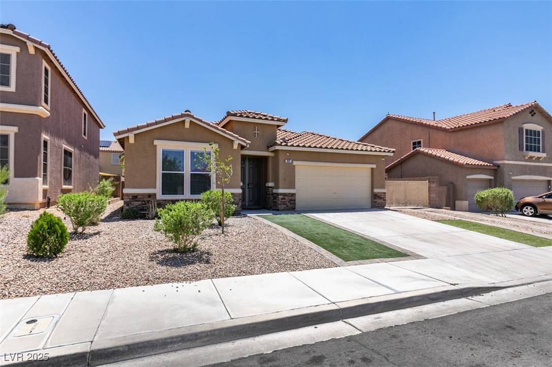 Henderson, NV 89015,823 Wintersweet RD
