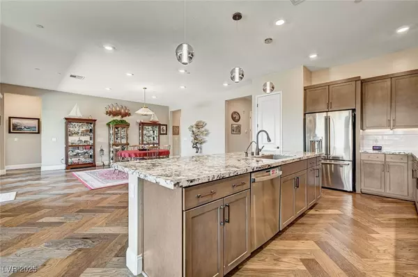 Las Vegas, NV 89143,9632 Lapis LN