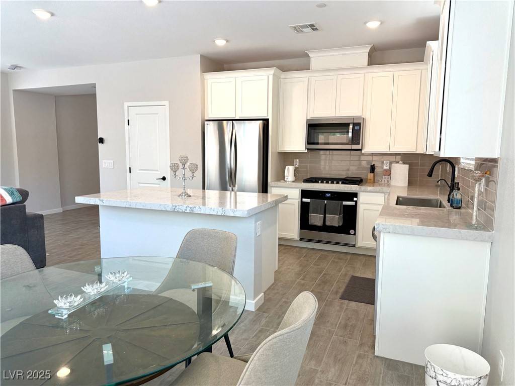 Las Vegas, NV 89166,10667 Deibel AVE