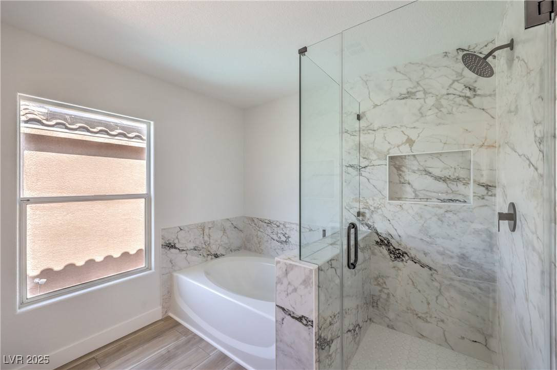 Las Vegas, NV 89141,6356 Cactus Dahlia ST