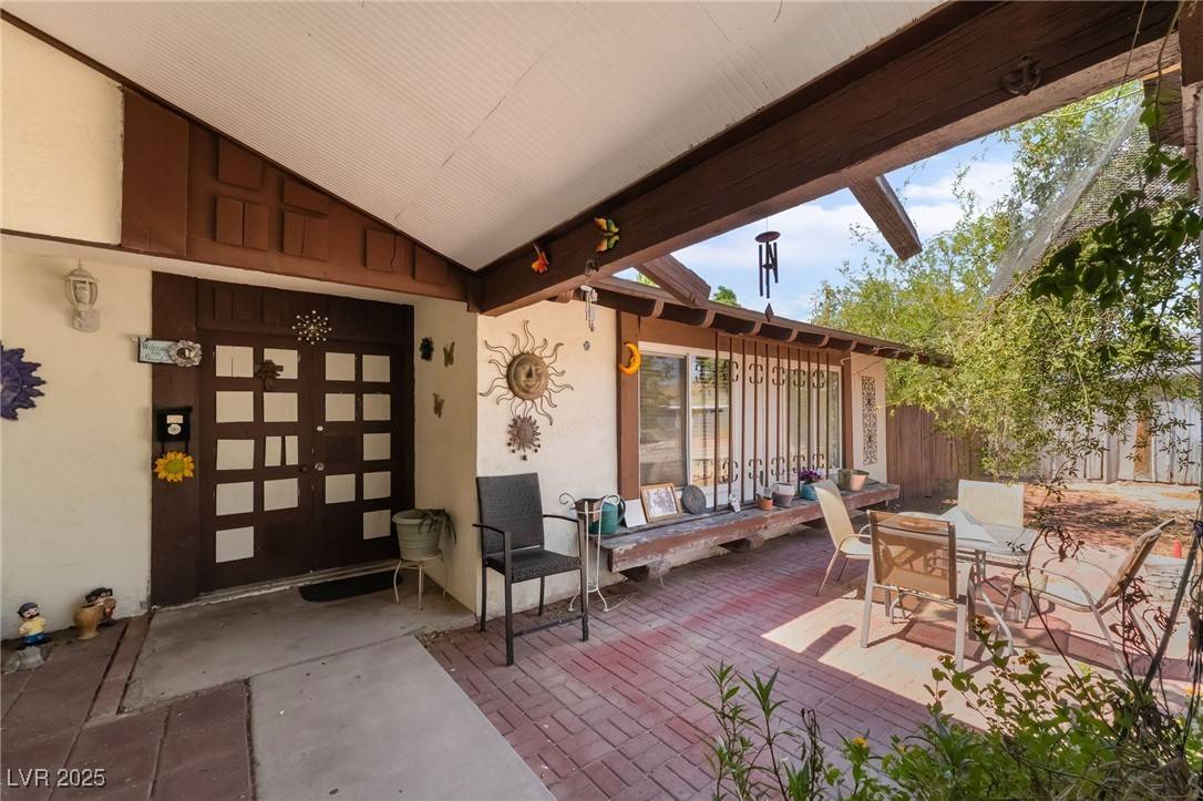 2297 Casey DR, Las Vegas, NV 89119