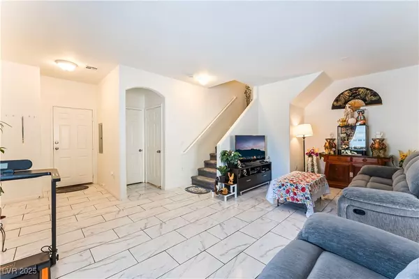 North Las Vegas, NV 89081,6312 Beige Bluff ST #102