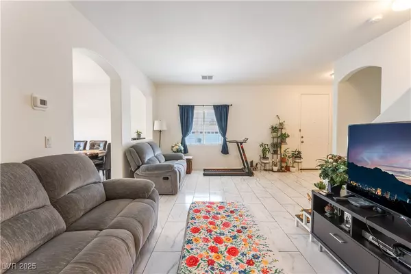 North Las Vegas, NV 89081,6312 Beige Bluff ST #102