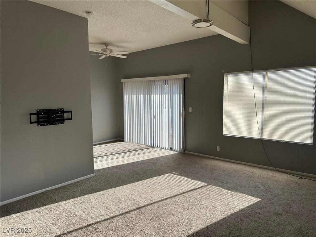Las Vegas, NV 89103,4241 Gannet CIR #202