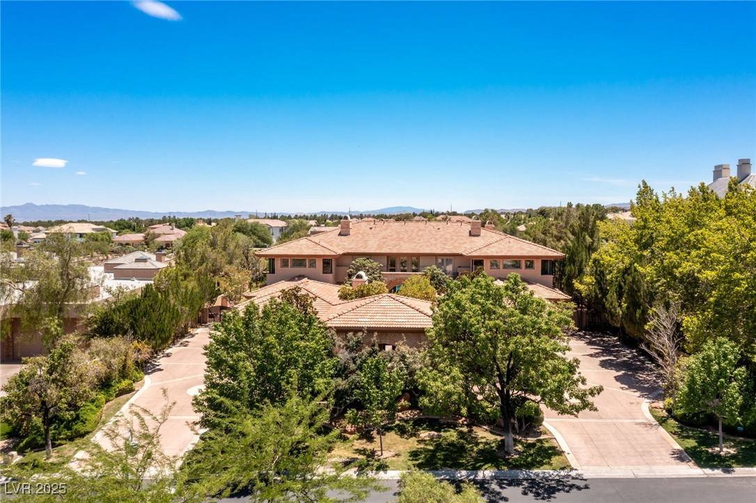 9801 Orient Express CT, Las Vegas, NV 89145