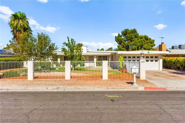 Las Vegas, NV 89107,639 Lacy LN