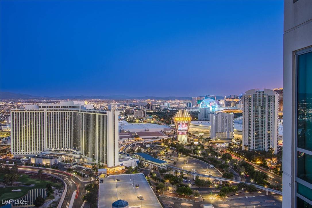Las Vegas, NV 89109,322 Karen AVE #3907