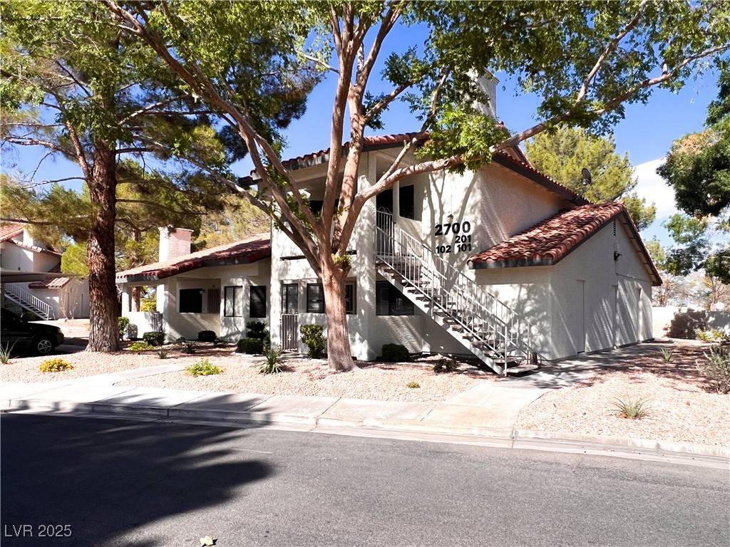2700 Baycliff CT #201, Las Vegas, NV 89117