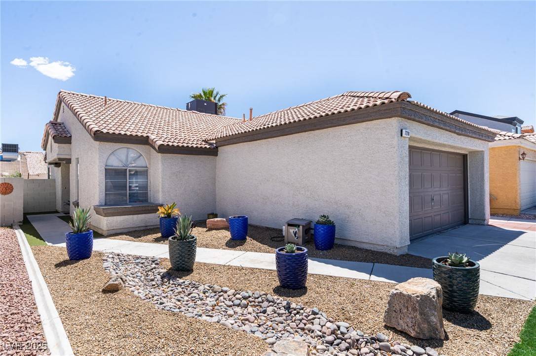 Las Vegas, NV 89119,7218 Nordic Lights DR