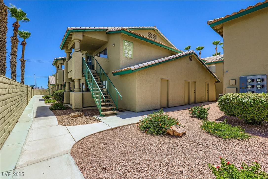 7601 Ducharme AVE #201, Las Vegas, NV 89145