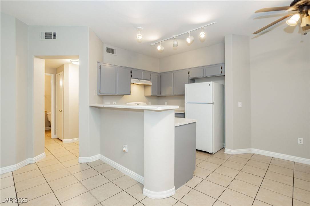 North Las Vegas, NV 89032,1881 W Alexander RD #1135