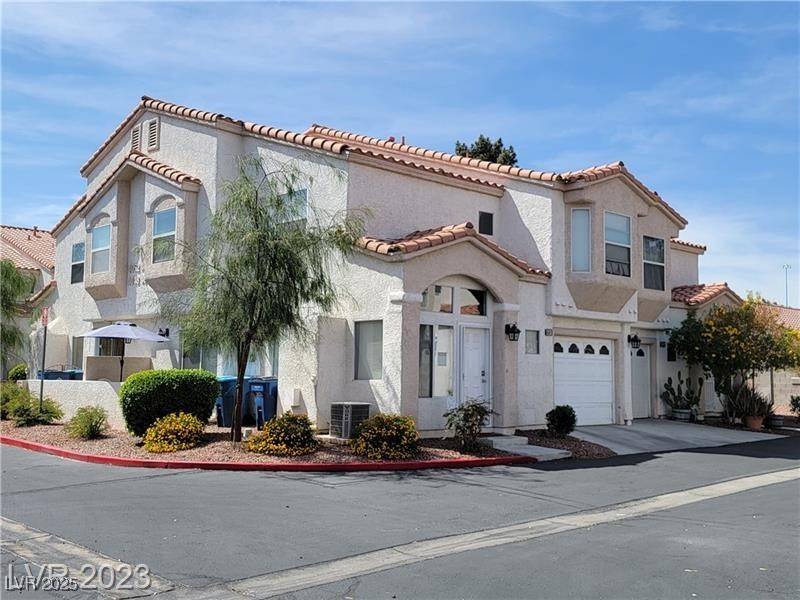4049 Castle Cove DR, Las Vegas, NV 89108