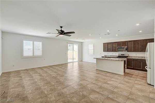 North Las Vegas, NV 89031,138 Red Sandstone AVE