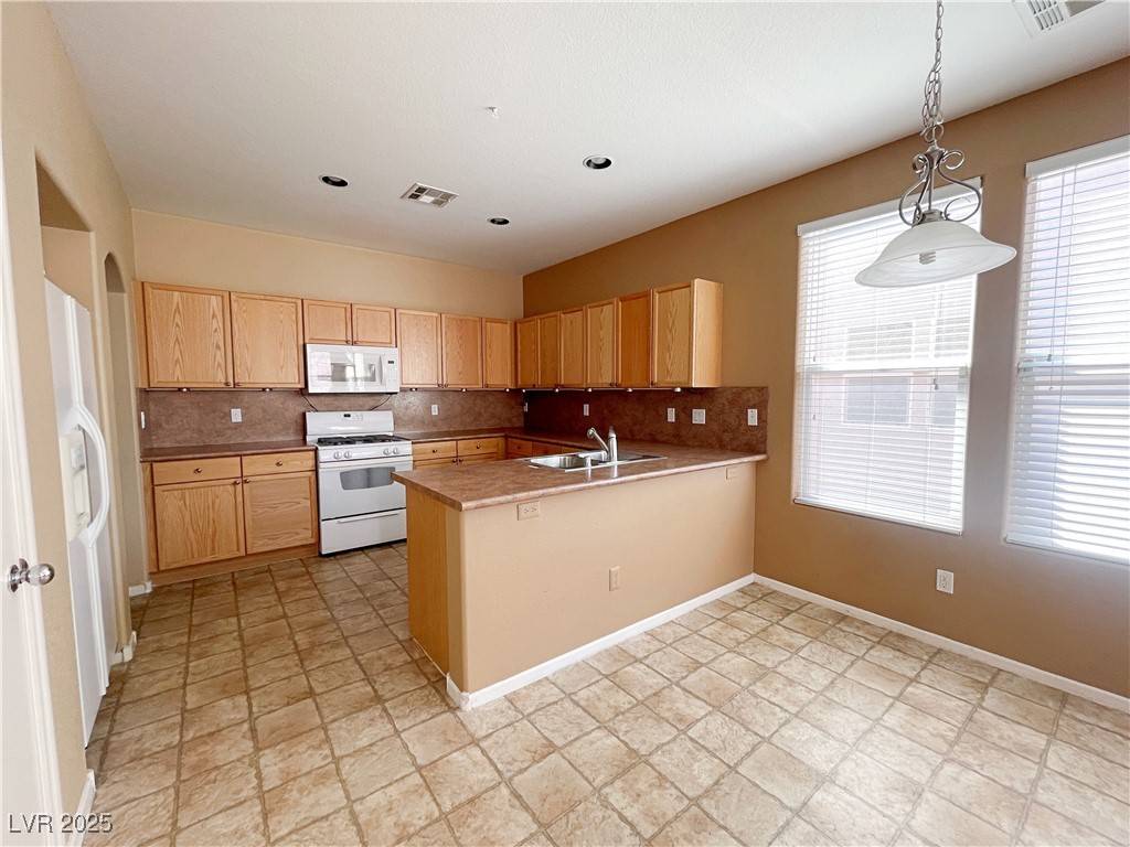 Las Vegas, NV 89143,8913 Rendon ST