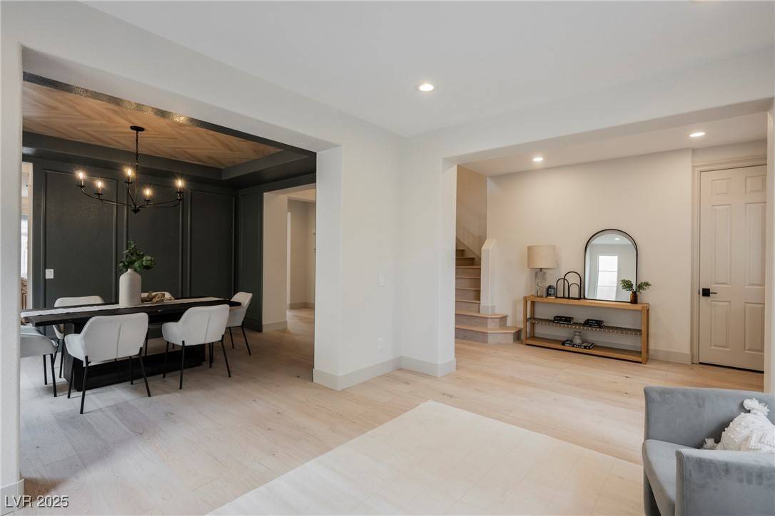 Las Vegas, NV 89144,516 Pinnacle Heights LN