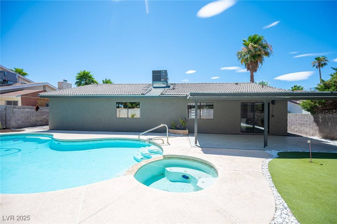 Las Vegas, NV 89121,4594 Cabo LN